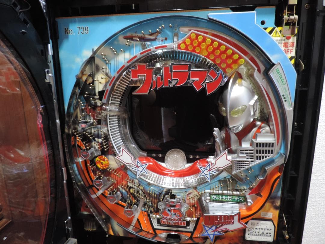 CRぱちんこウルトラマンM78TF7美品 全バラシ全清掃済 循環式 動作確認済