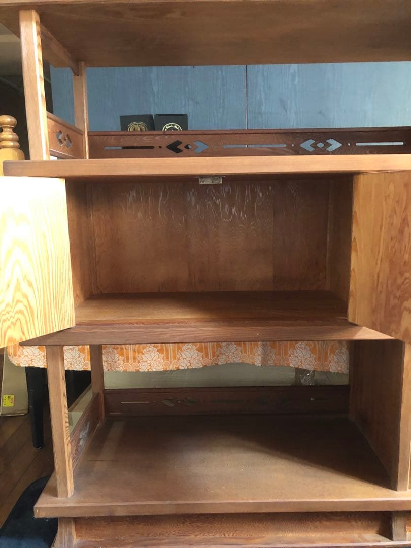 希少 世界遺産 屋久杉♦️彫刻と木目の飾り棚♦️キャビネット♦️1枚