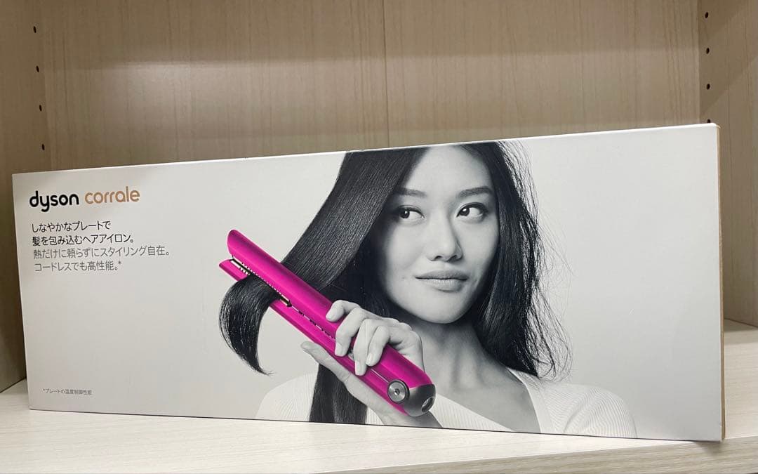 特売 Dyson ダイソン・ヘアアイロン・ヘアストレートHS03 FBN - メルカリ