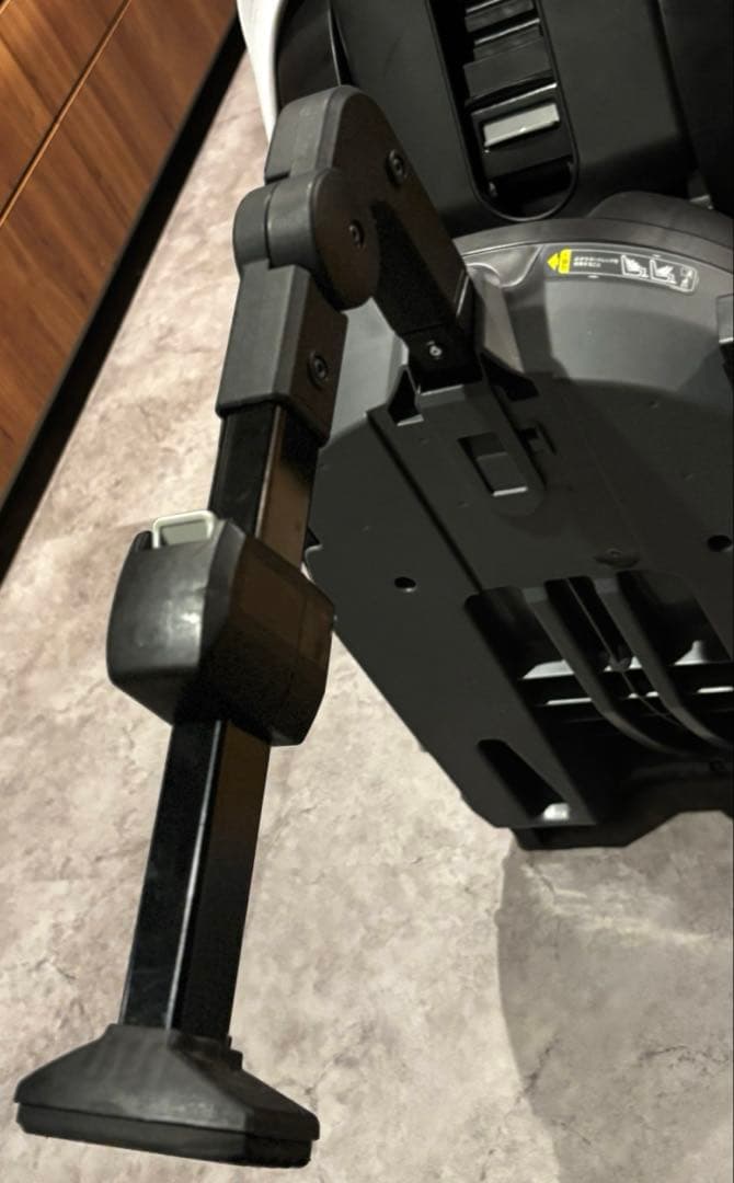 コンビ　クルムーヴ スマート ISOFIX エッグショック JJ-650