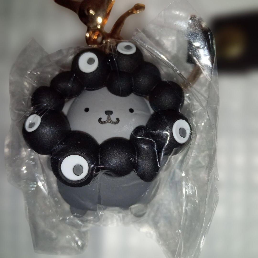 V*y様 ラス1 新品未使用　サンリオ 黒ミャクミャク なりきりキーホルダー コ