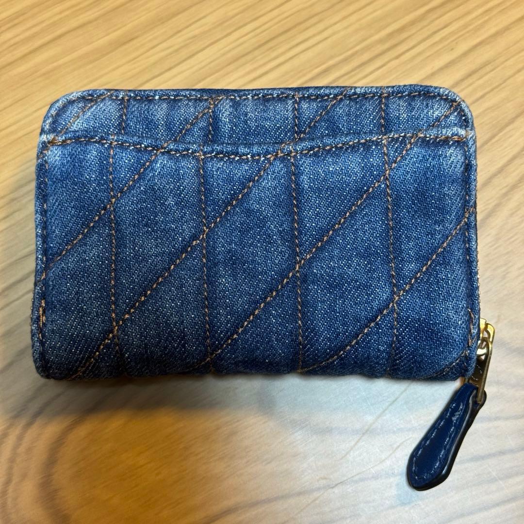 COACH エッセンシャルスモールジップアラウンドカードケースキルティング