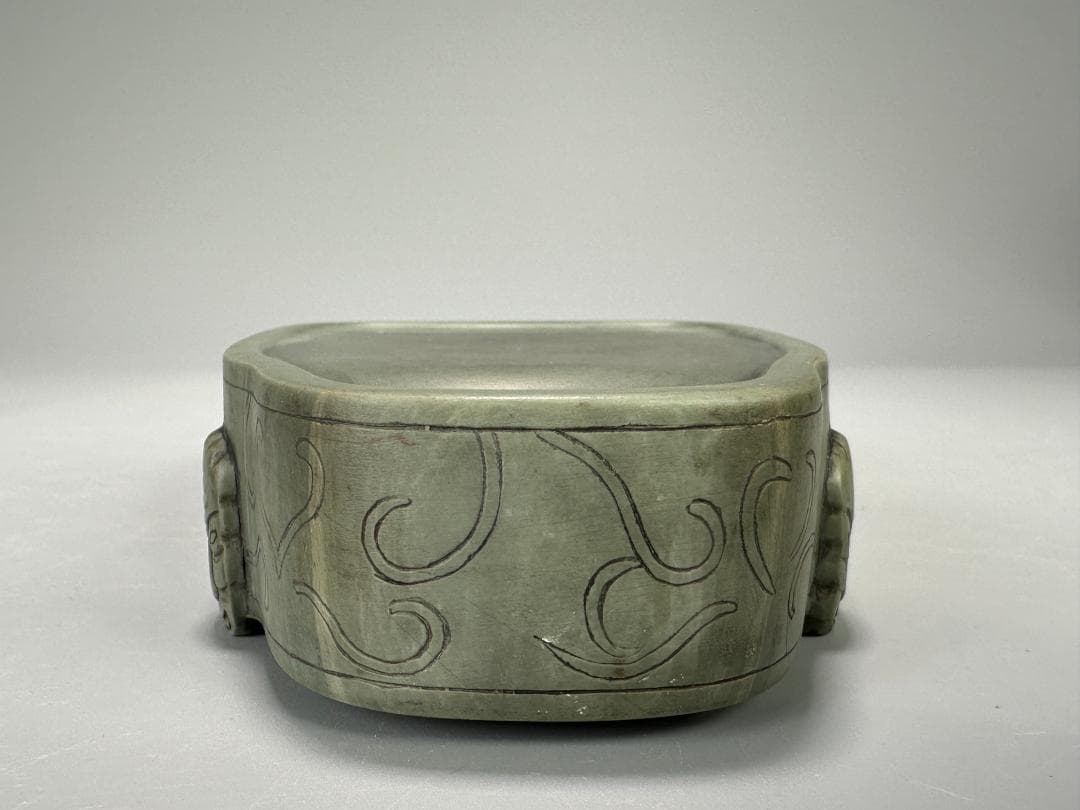 書道具　文房具　硯　緑端渓　旧蔵在銘　時代硯　唐木共箱