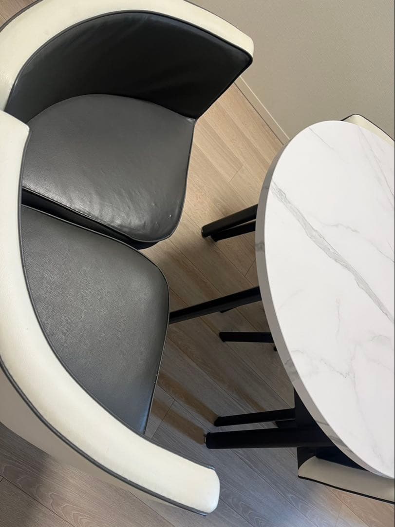 円形　ダイニングテーブル　大理石調　椅子セット