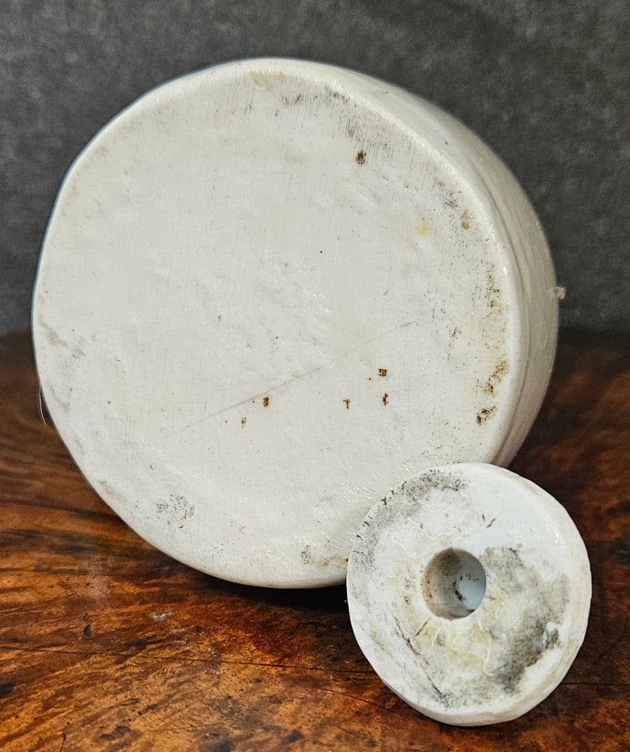 李氏朝鮮時代　朝鮮古陶磁器　李朝白磁　蓋付き灯火器　灯り道具　油壺　花入れ　民藝