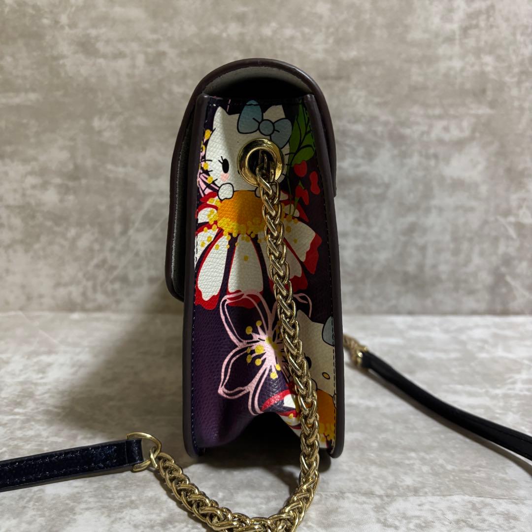 H250 美品✨FURLA フルラ　ショルダーバッグ　キティ　コラボ　チェーン
