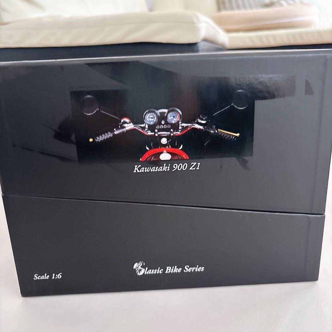 MINICHAMPS 1/6 Kawasaki 900 Z1 未開封