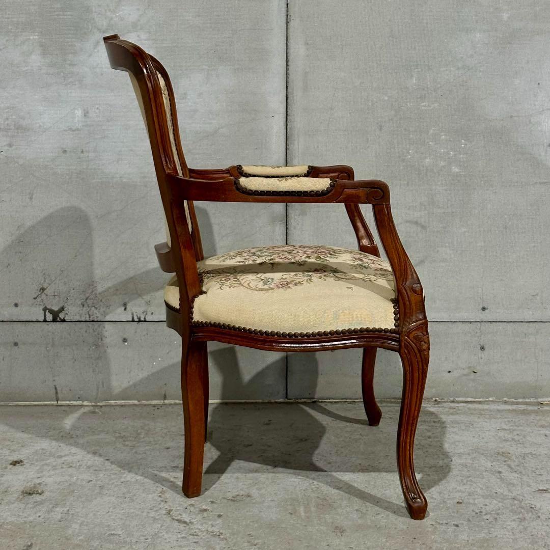 ✦王室気分✦ ロココ調アンティーク 輸入家具 アームチェア サロン