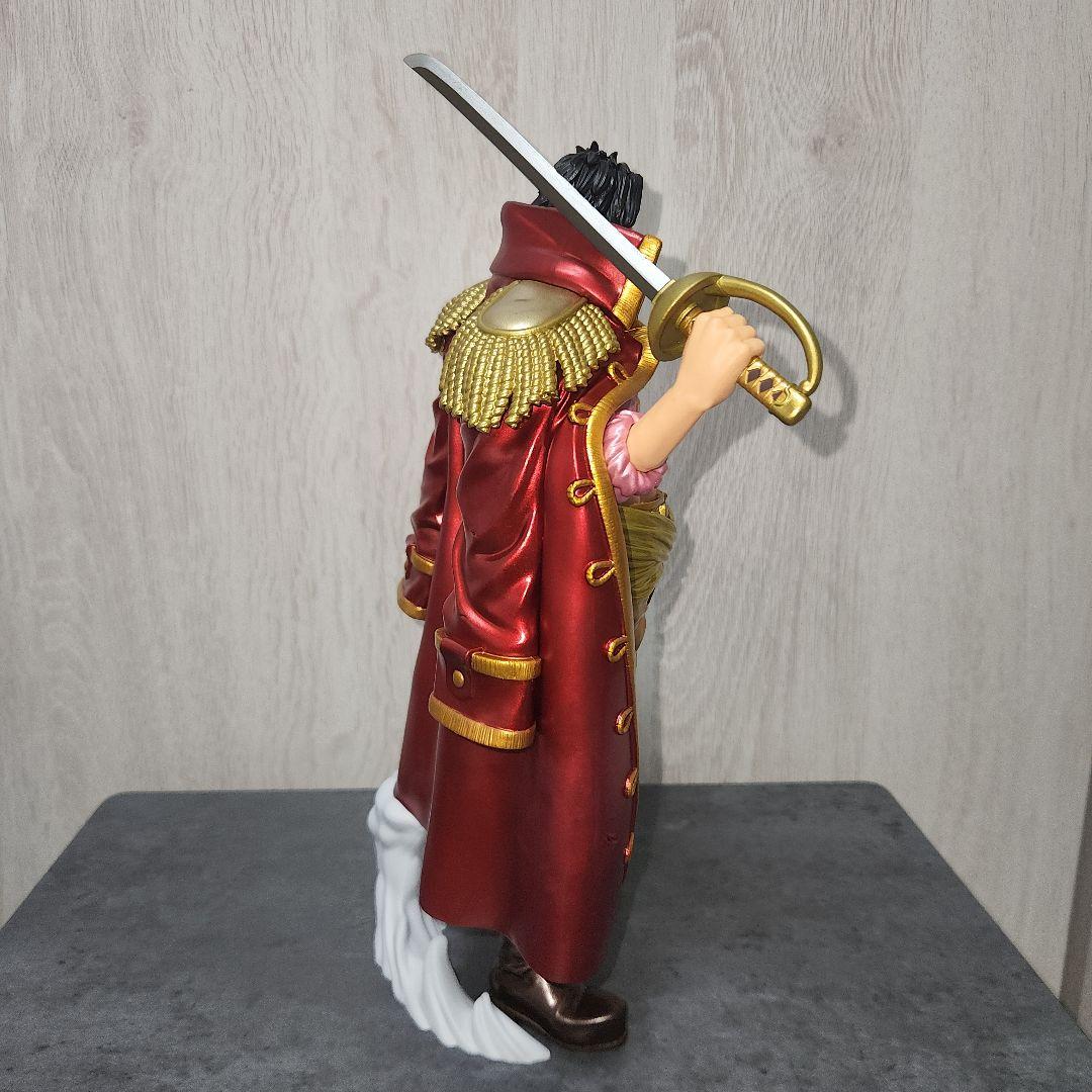 バンプレくじ　C賞　ロジャーフィギュア