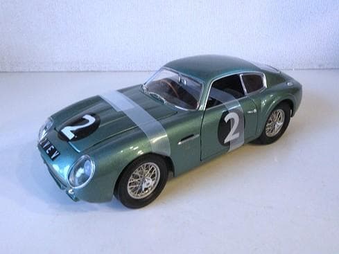 ロードシグニチャー (1/18) アストンマーチン DB4GT ザガート