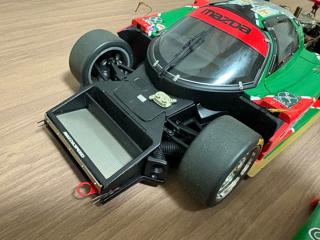 オートアート1/18 787B