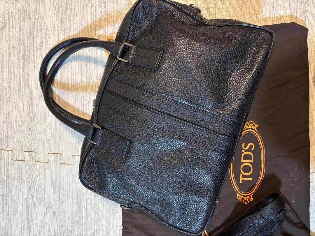 【クリスマス限定】TOD'S ブラック ビジネス　バッグ 肩紐
