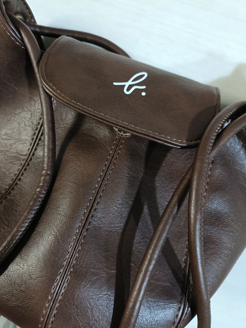 新品　Agnes bロゴ　ブラウン　ショルダーバッグ
