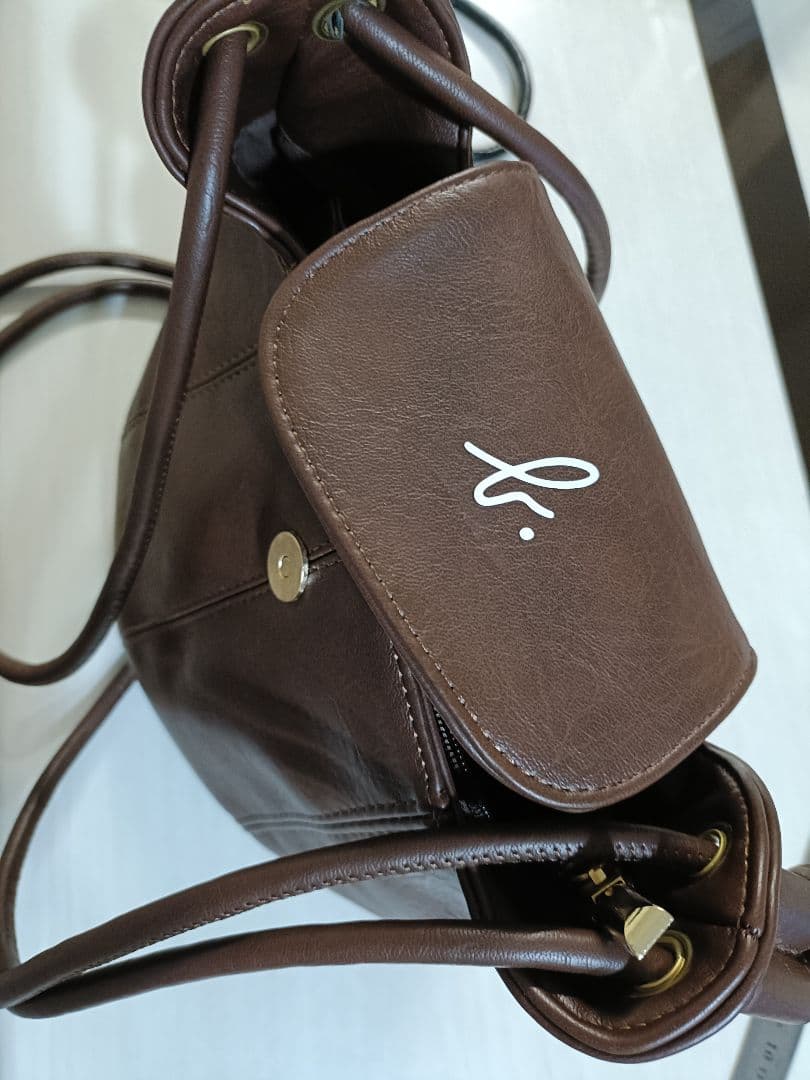 新品　Agnes bロゴ　ブラウン　ショルダーバッグ