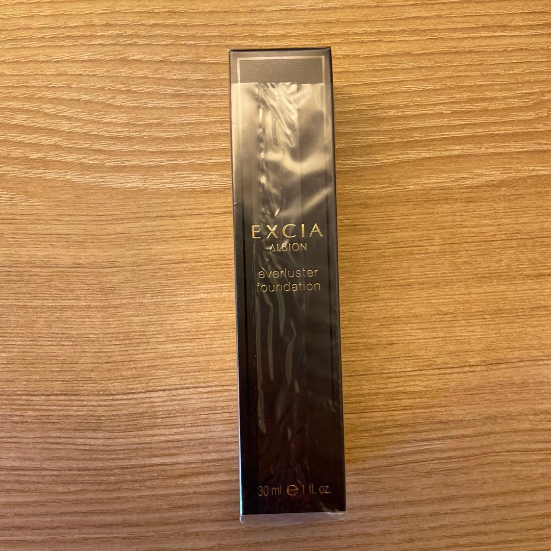 エクシア　エバーラスターファンデーション　NA201