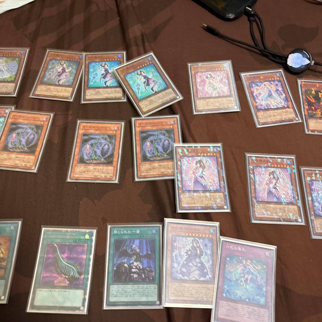 遊戯王　六花聖デッキとスリーブセット