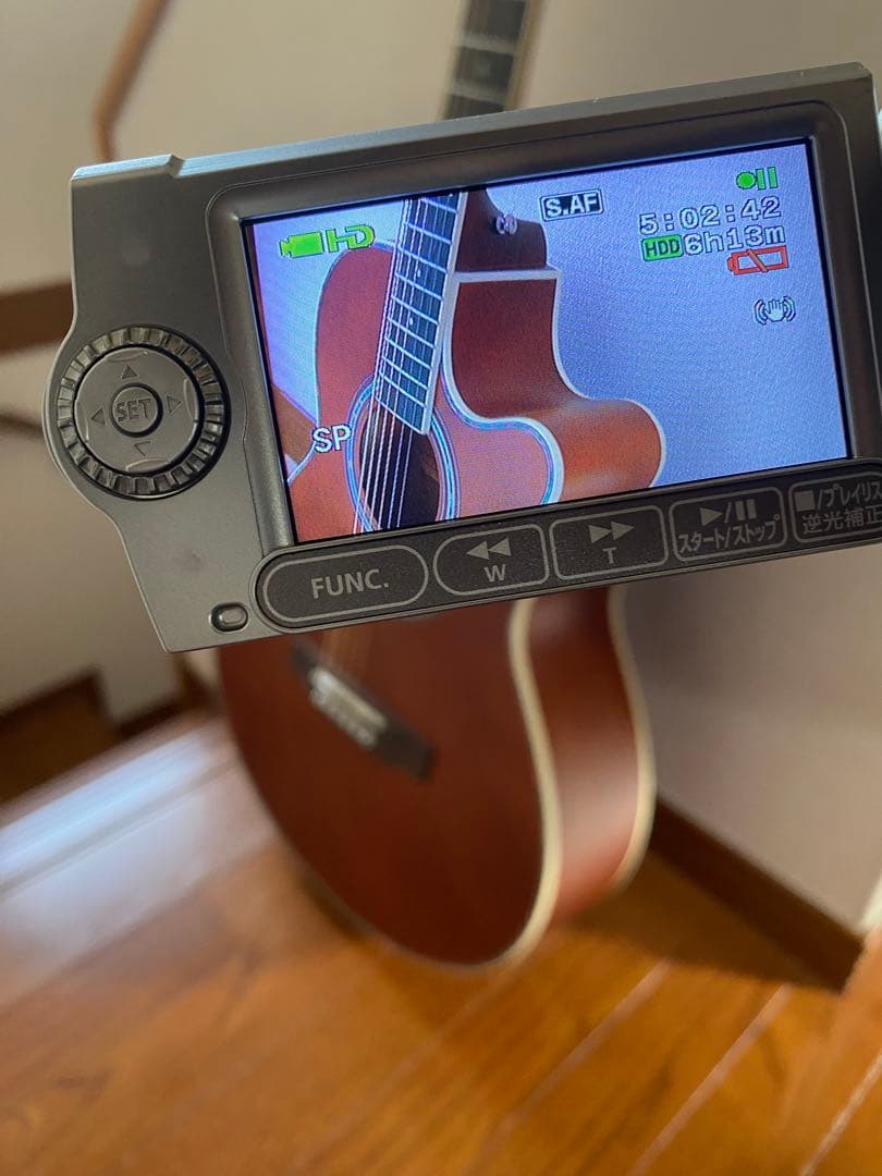 HDビデオカメラCanon iVIS HG10 （DVDライターDW100付き）