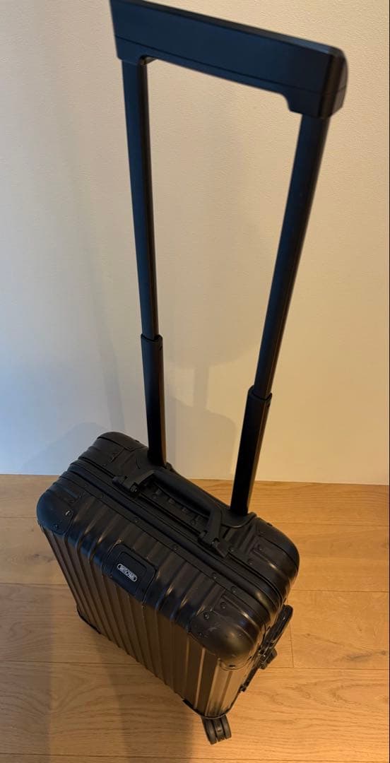 RIMOWA TOPAS CABIN 32L キャリーケース 4輪