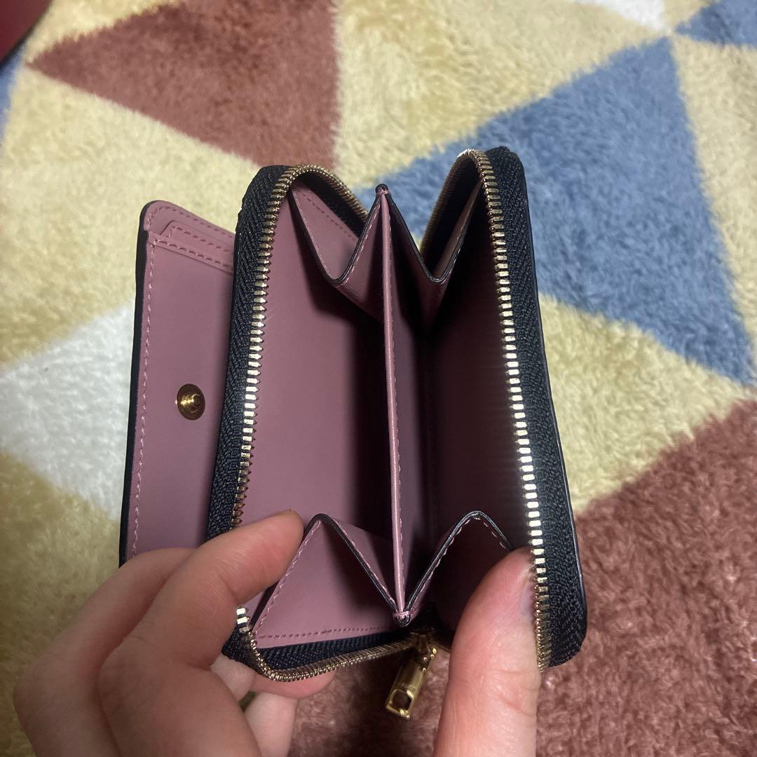 BALLYバリー 新品箱付き　二つ折り財布　ブラック無地