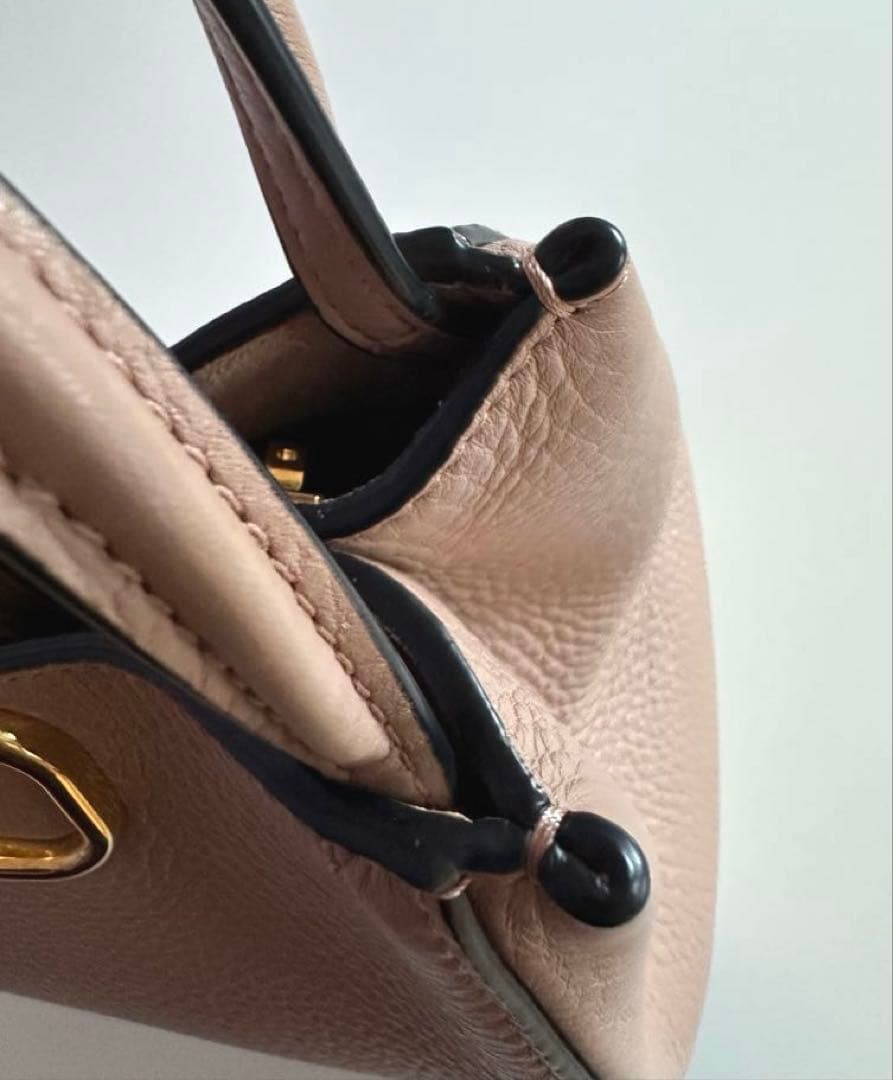 【美品】VALENTINO ヴァレンティノ 2WAYバッグ　ベビーピンク