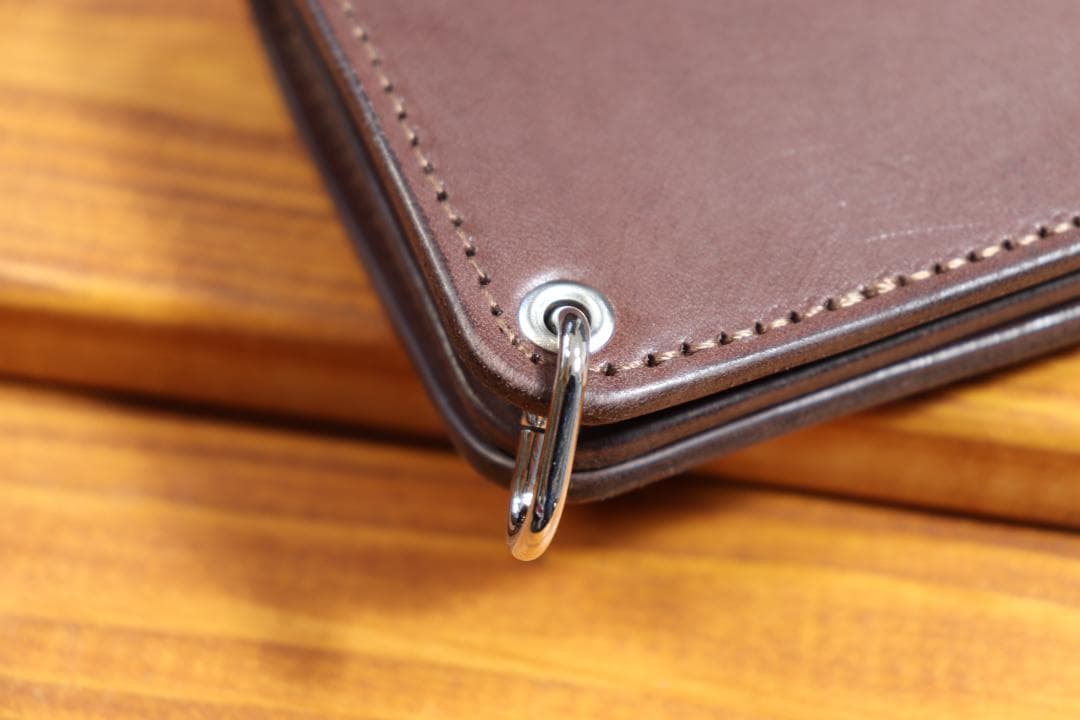 スタッズ ミドルウォレット 革色黒 糸色黒 ハトメ小判カン付き