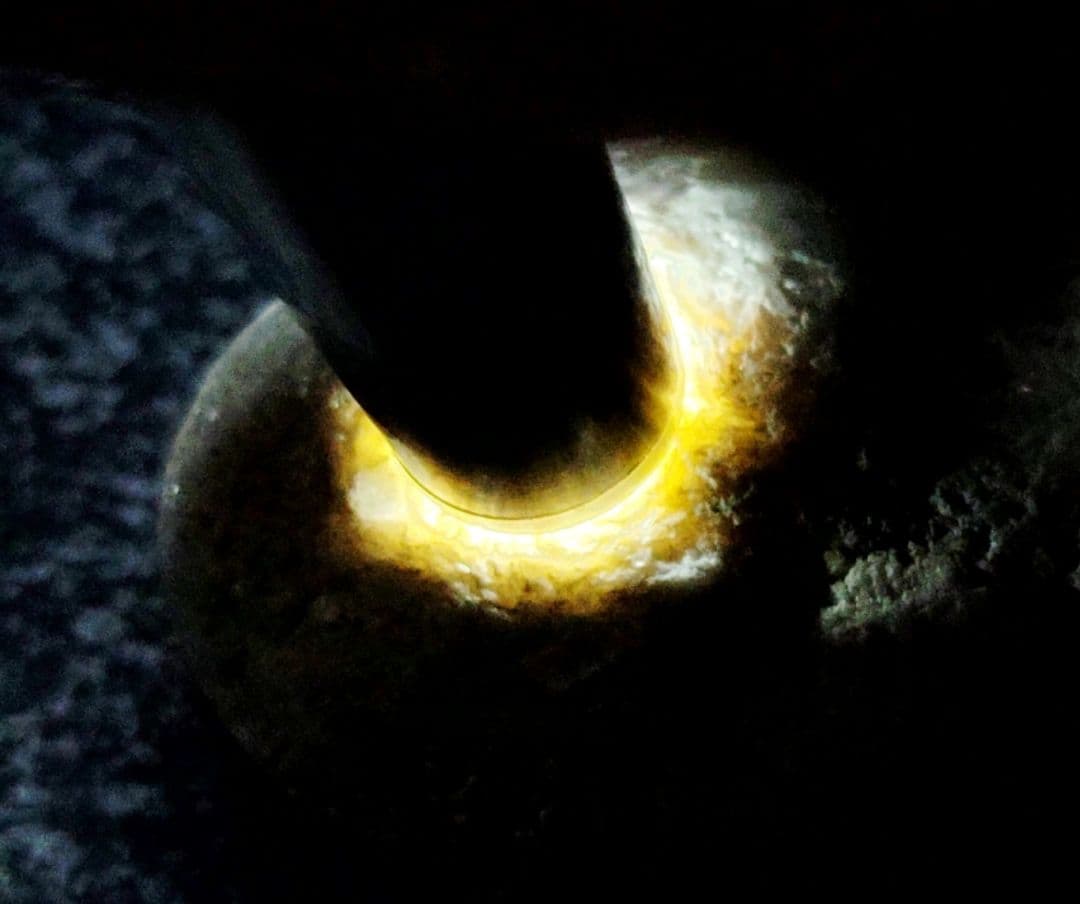 ☆翡翠原石☆糸魚川硬玉・白【姫川河口・ウブ339g】 美術品