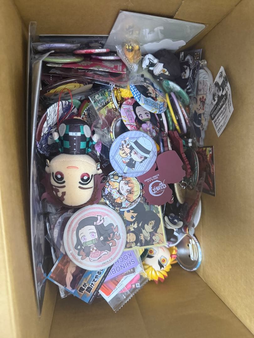 鬼滅の刃のグッズ550個以上