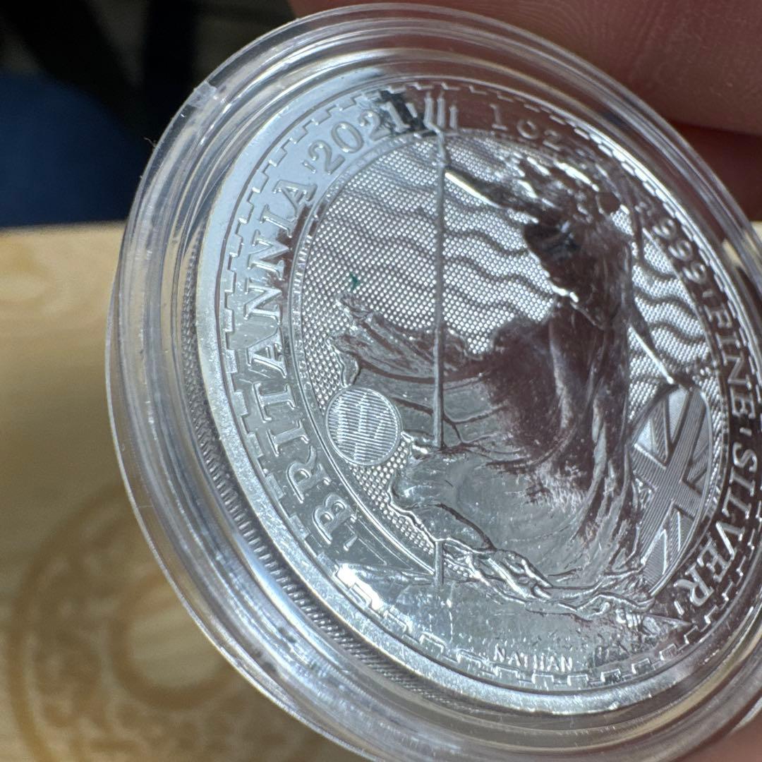 2021 イギリス ブリタニア銀貨 1オンス (クリアーケース入り) 2枚