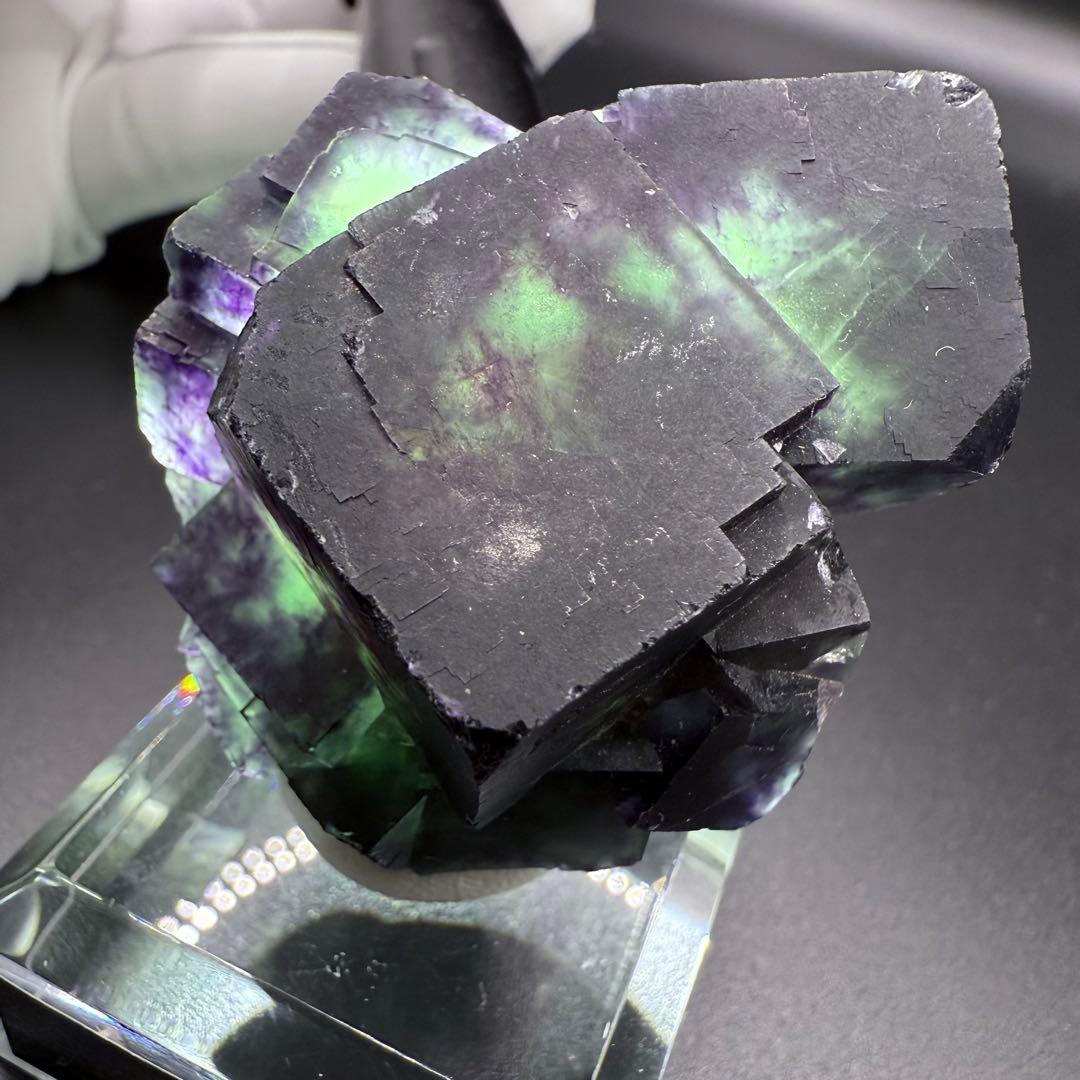 フローライト ナミビア Okorusu Mine産 蛍石 原石 23 - メルカリ