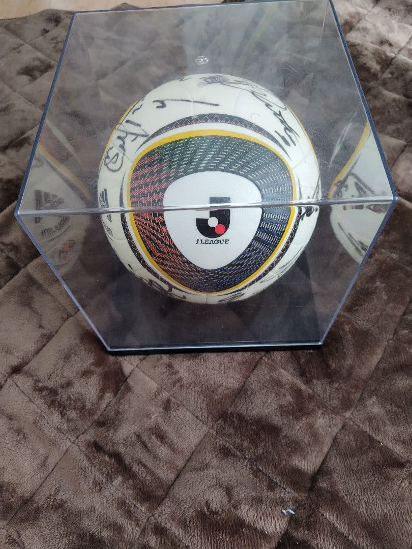 2010年京都サンガFC選手サイン入りサッカーボール 専用スタンド付き 当選したサンガユニ👚とサイン入りサッカーボールが届きました