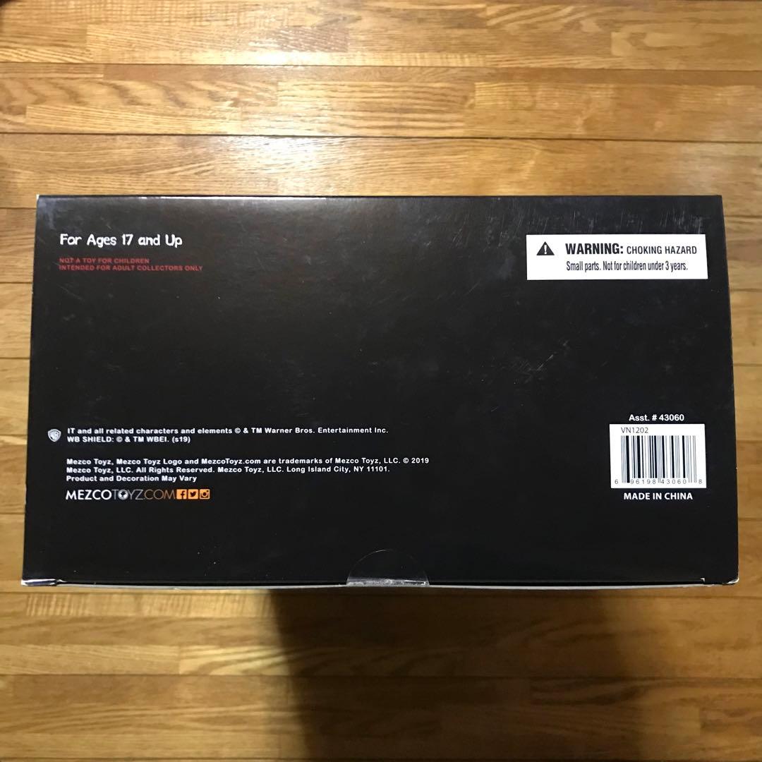 フィギュア精神　未開封 メズコ ペニーワイズ デザイナーシリーズ ドール