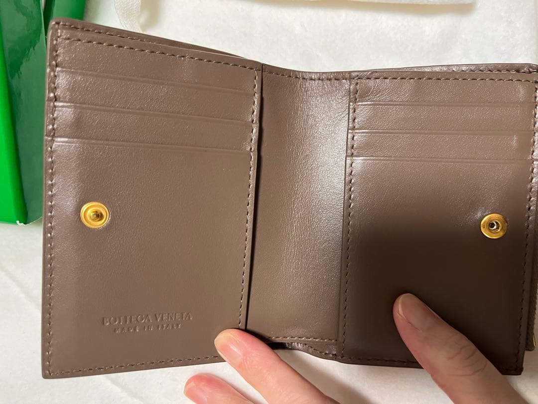 BOTTEGA VENETA ブラウン 二つ折り財布