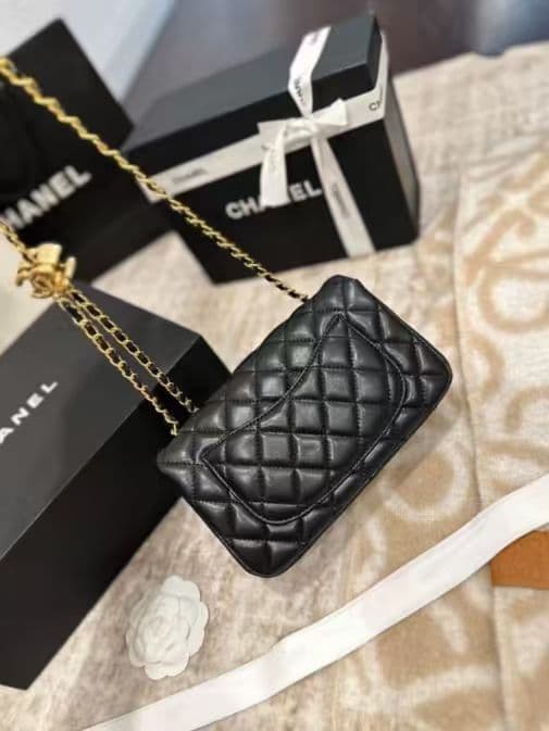 CHANEL MAKE UP ブラックレザー ショルダーバッグ ノベルティ