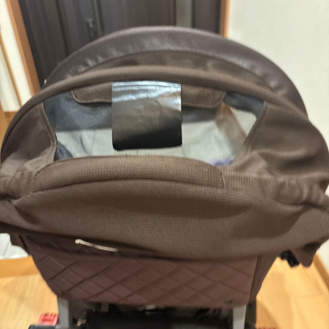 【美品】COMBI LUXTIA TURN ラクティアターン エッグショック