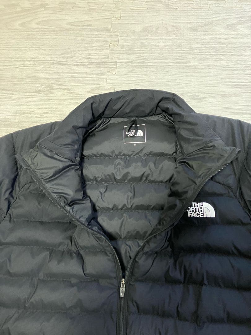 THE NORTH FACE レッドランジャケットブラック　サイズM