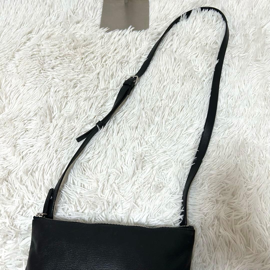 【美品✨エンボスロゴ/オールレザー】アニエスベー　ショルダーバッグ　ブラック　稀