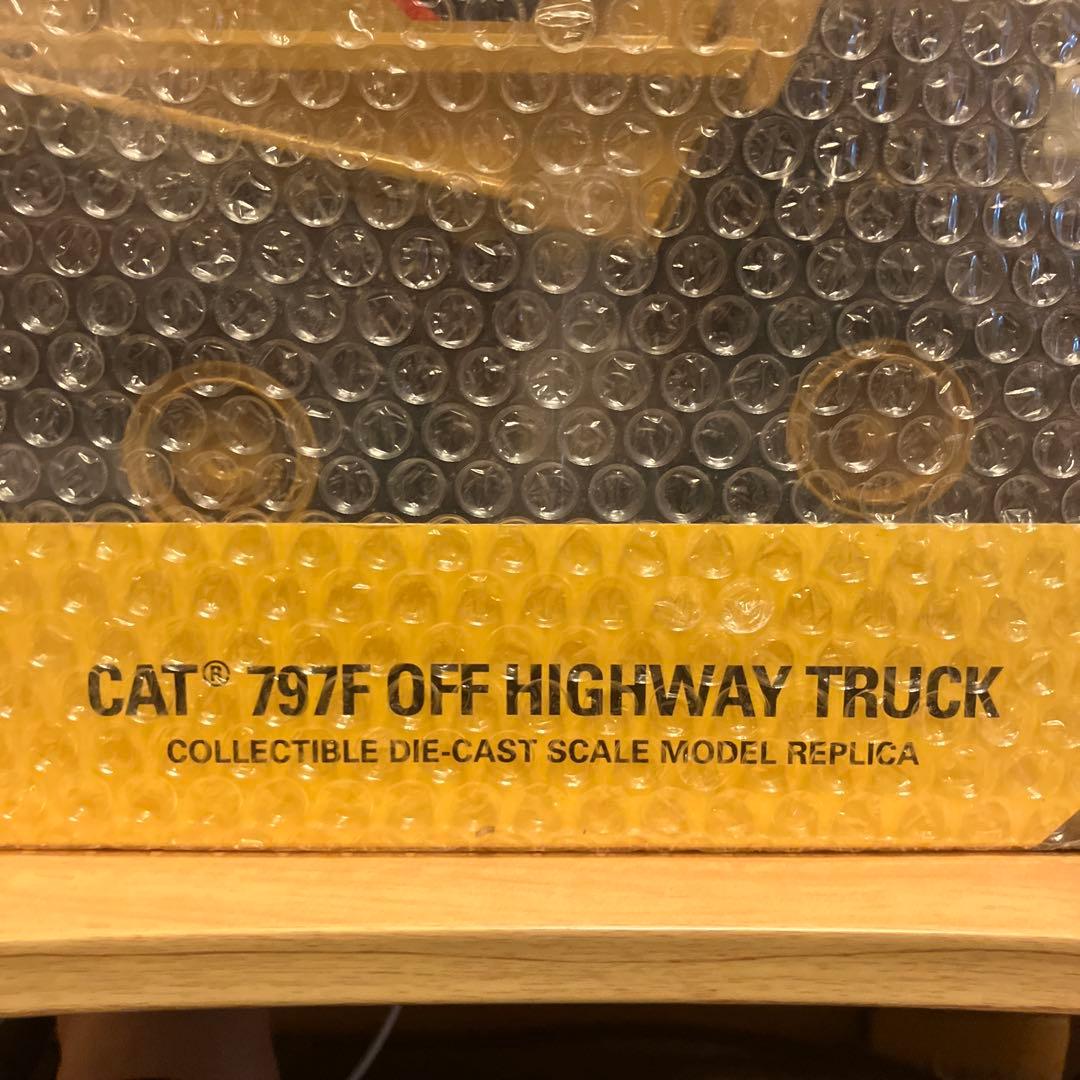 CAT 797F OFF HIGHWAY TRUCK 1:50スケール