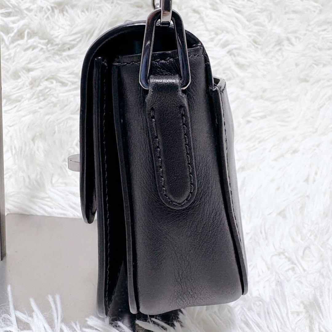 ミュウミュウ ショルダーバッグ チェーン スタッズ シルバー金具 レザー 黒