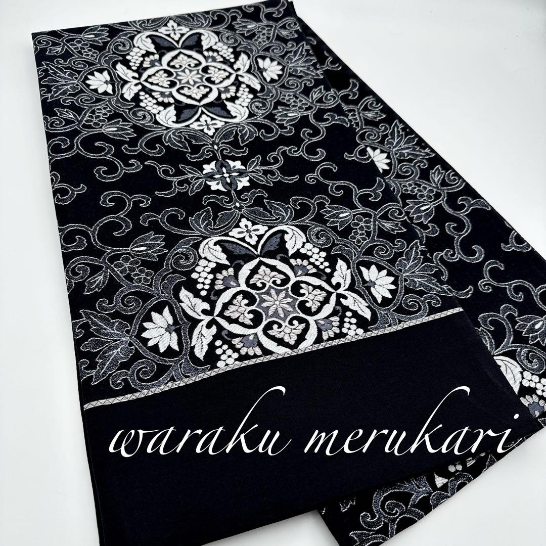 豪華絢爛♦︎成人式♦︎牡丹薔薇桜菊紋様♦︎豪華刺繍♦︎銀