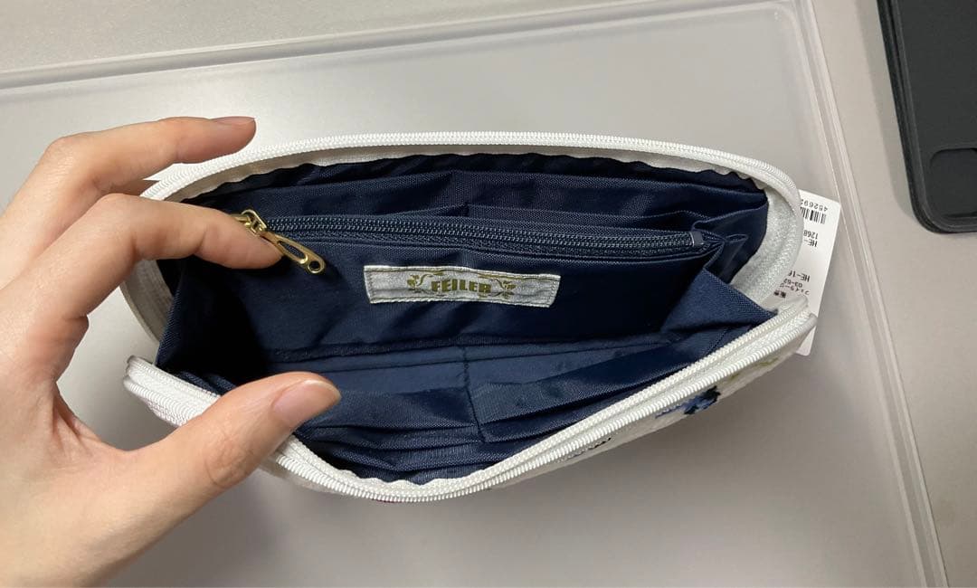 （うさぎさん専用)【新品未使用】フェイラー　ポーチ　ホワイト