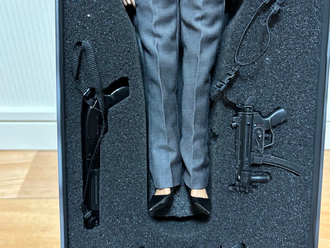 POPTOYS製 1/6 Agents Couple Mrs. Smith