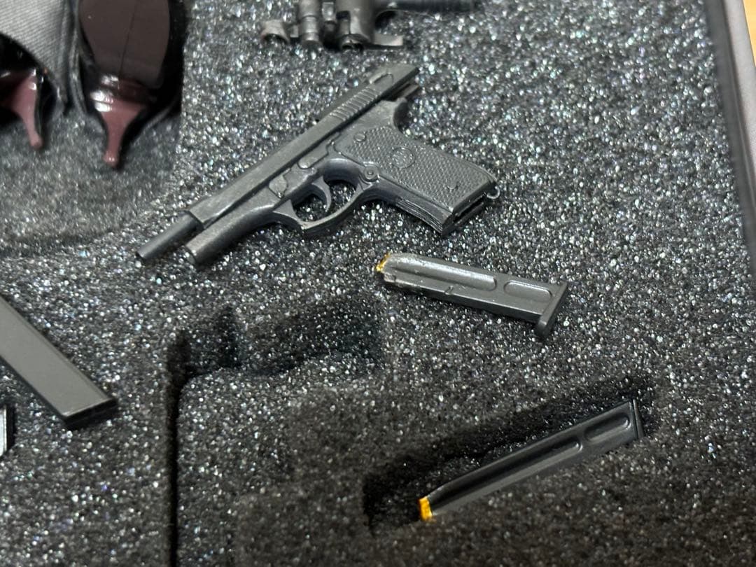 POPTOYS製 1/6 Agents Couple Mrs. Smith