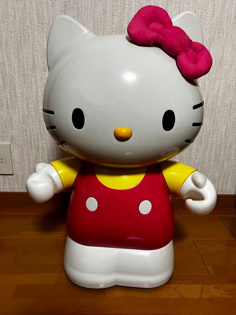 激レア⭐︎いつもいっしょねハローキティ 巨大ラジコン - メルカリ
