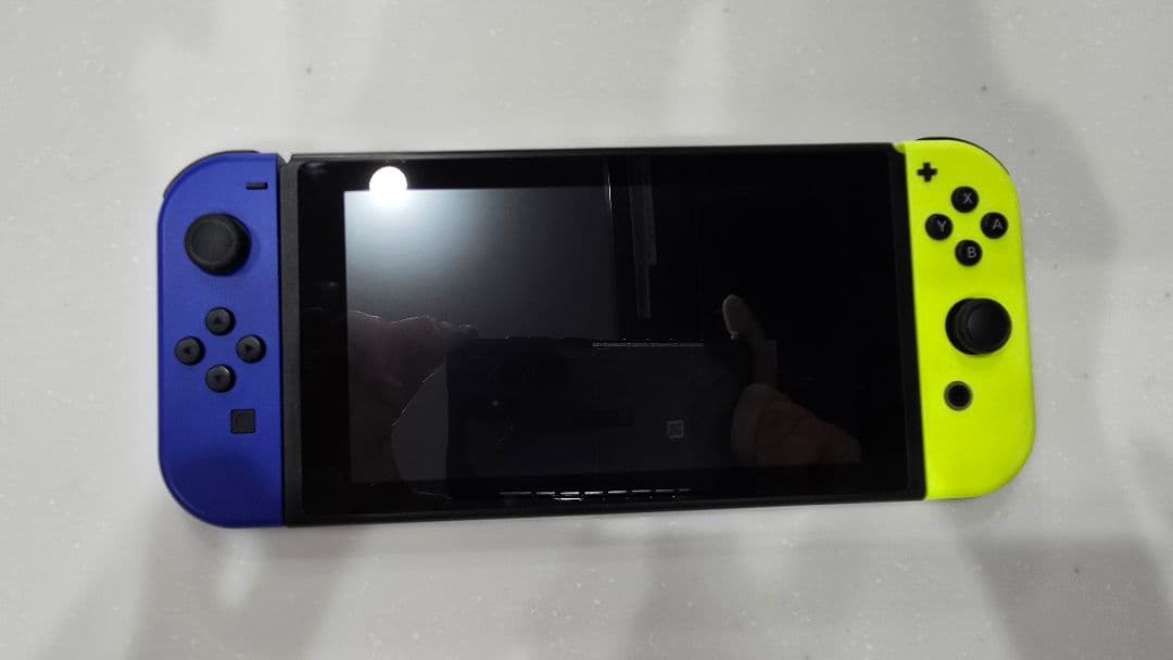 Nintendo Switch 本体 青/黄 Joy-Con