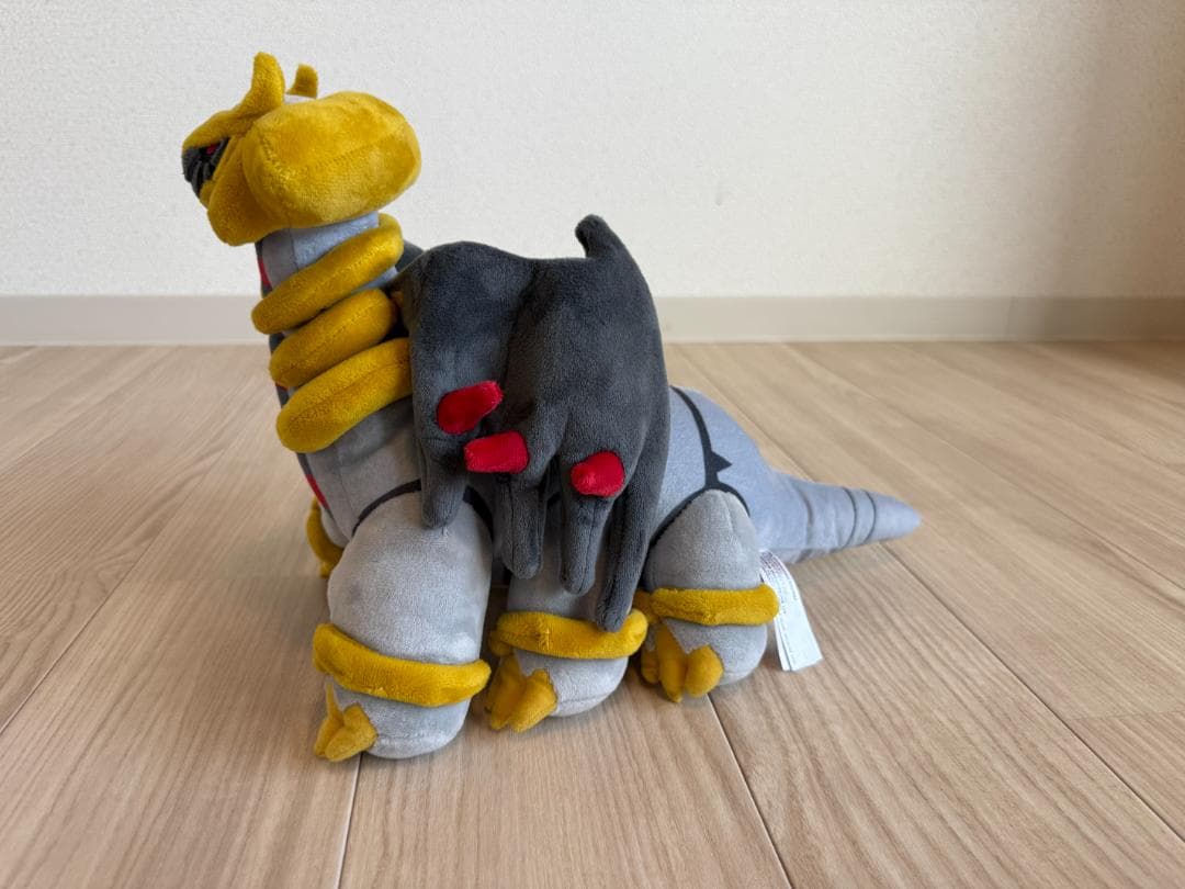 ポケモン　ギラティナ　特大　ぬいぐるみ　ポケモンセンター