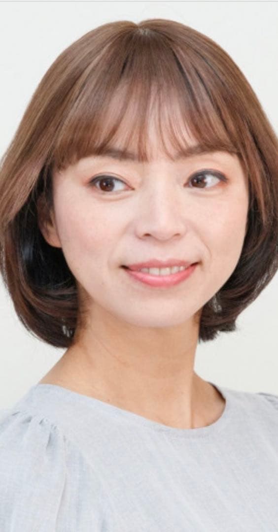 新品未使用！ギンカウィンカ ドレスドヘアー ショート前髪有　ライトグラデ