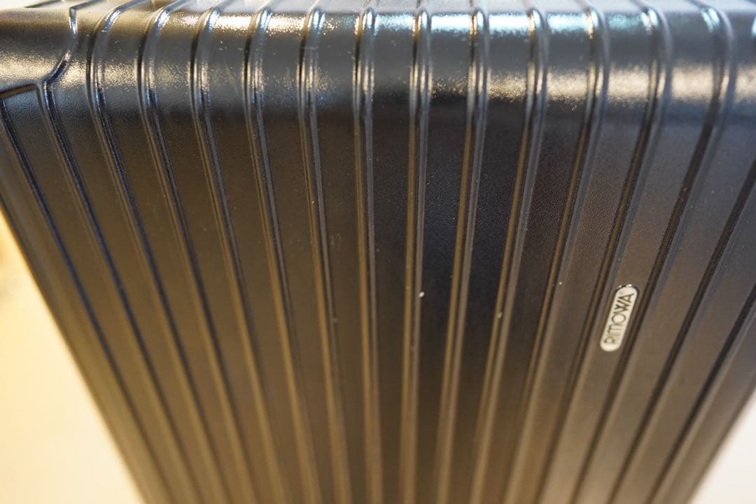 リモワ サルサ 63L TSAロック マットブラック 2輪 チェックインMRIMOWA