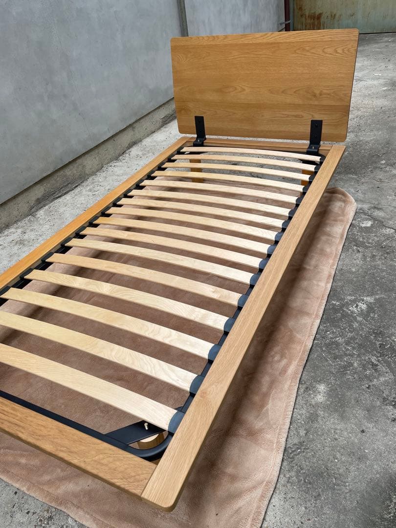 近隣配達可能　無印良品　シングルベッド　フレーム