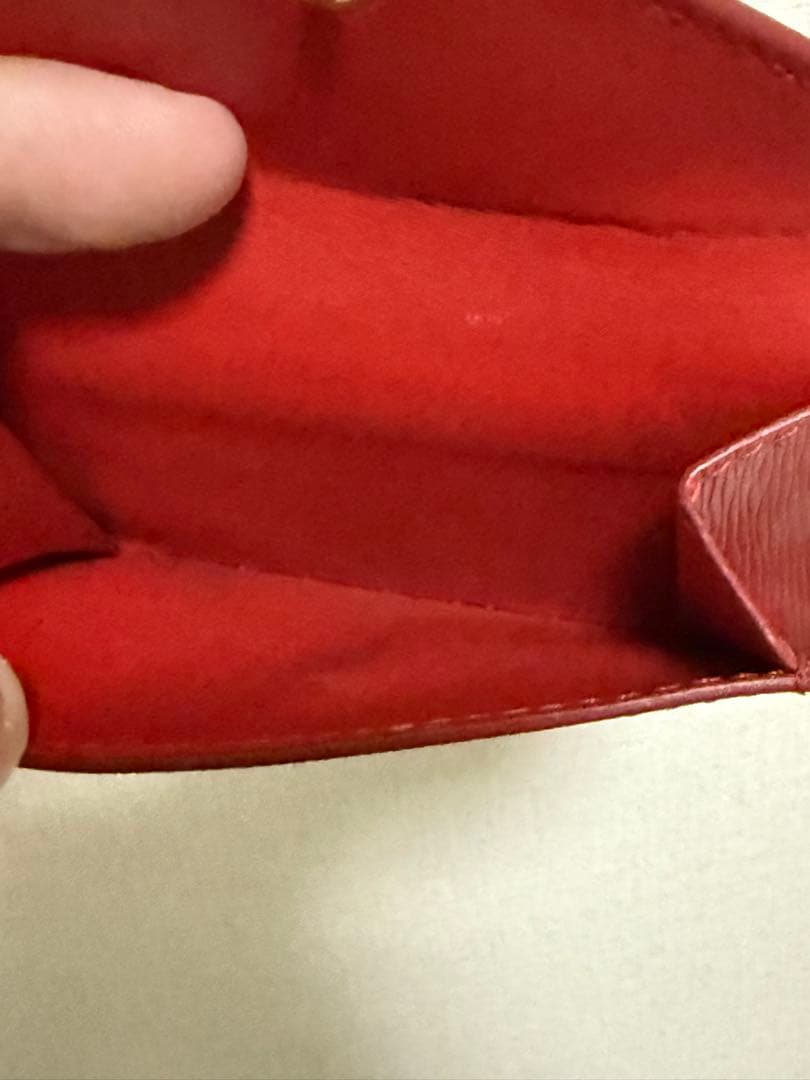 PRADA エンベロープ 三つ折り財布 レッド　美品