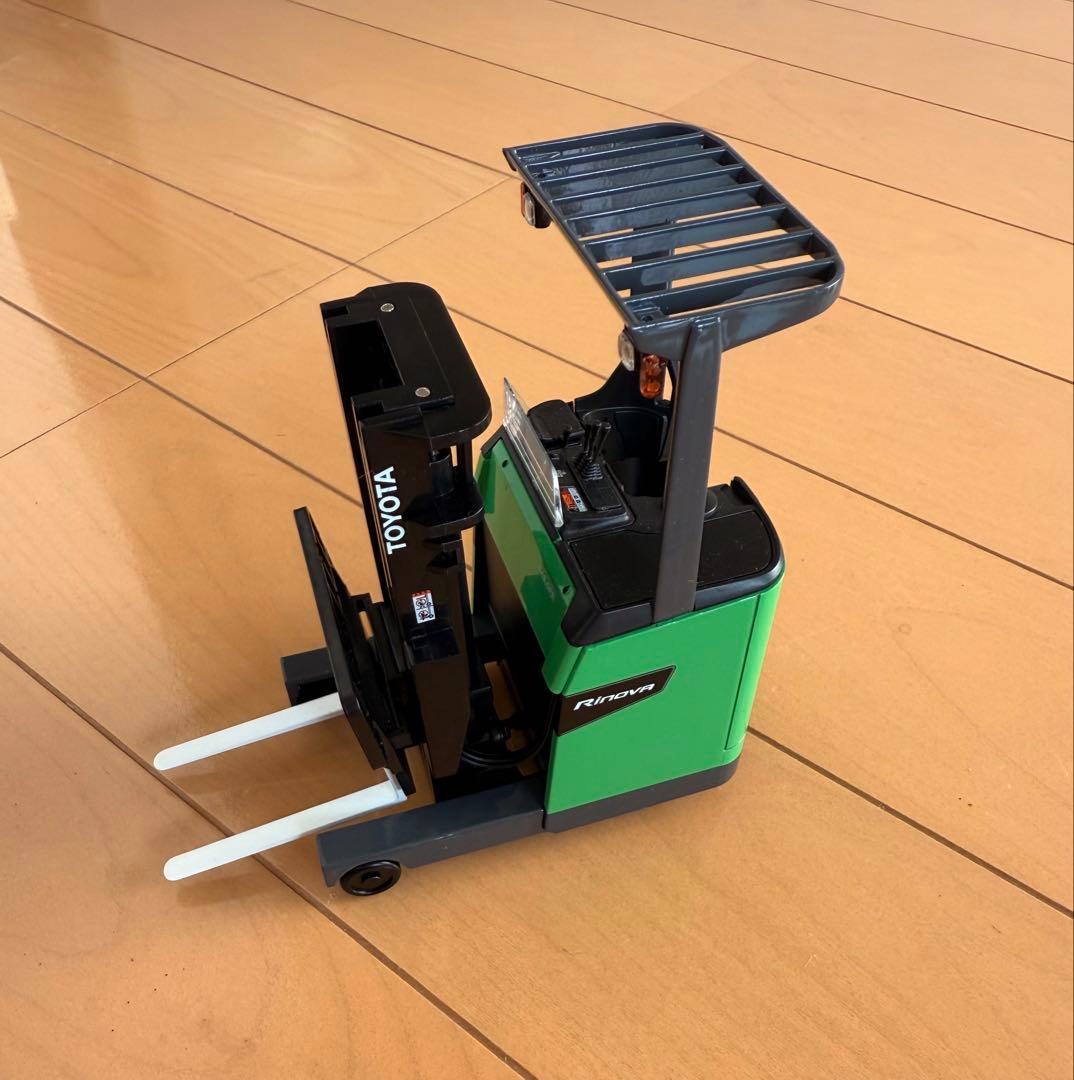 【非売品】TOYOTA L&F フォークリフト ミニカー (2セット)